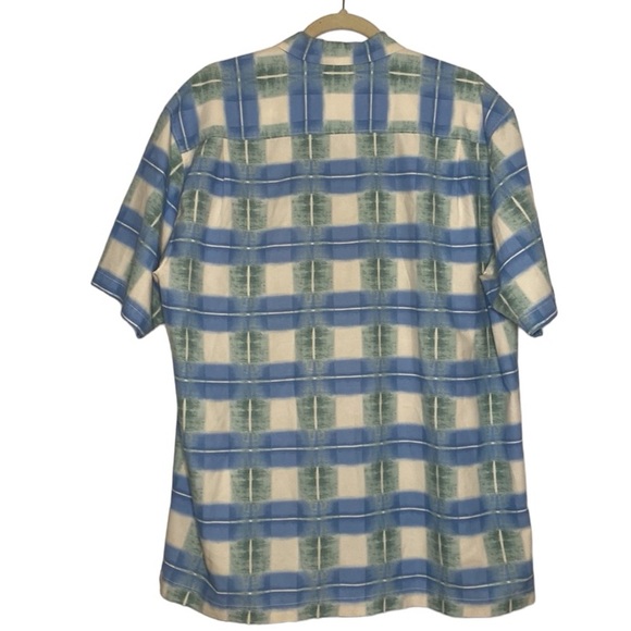 Tommy Bahama Silk Button-Up Short Sleeves Large - Picture 2 of 9